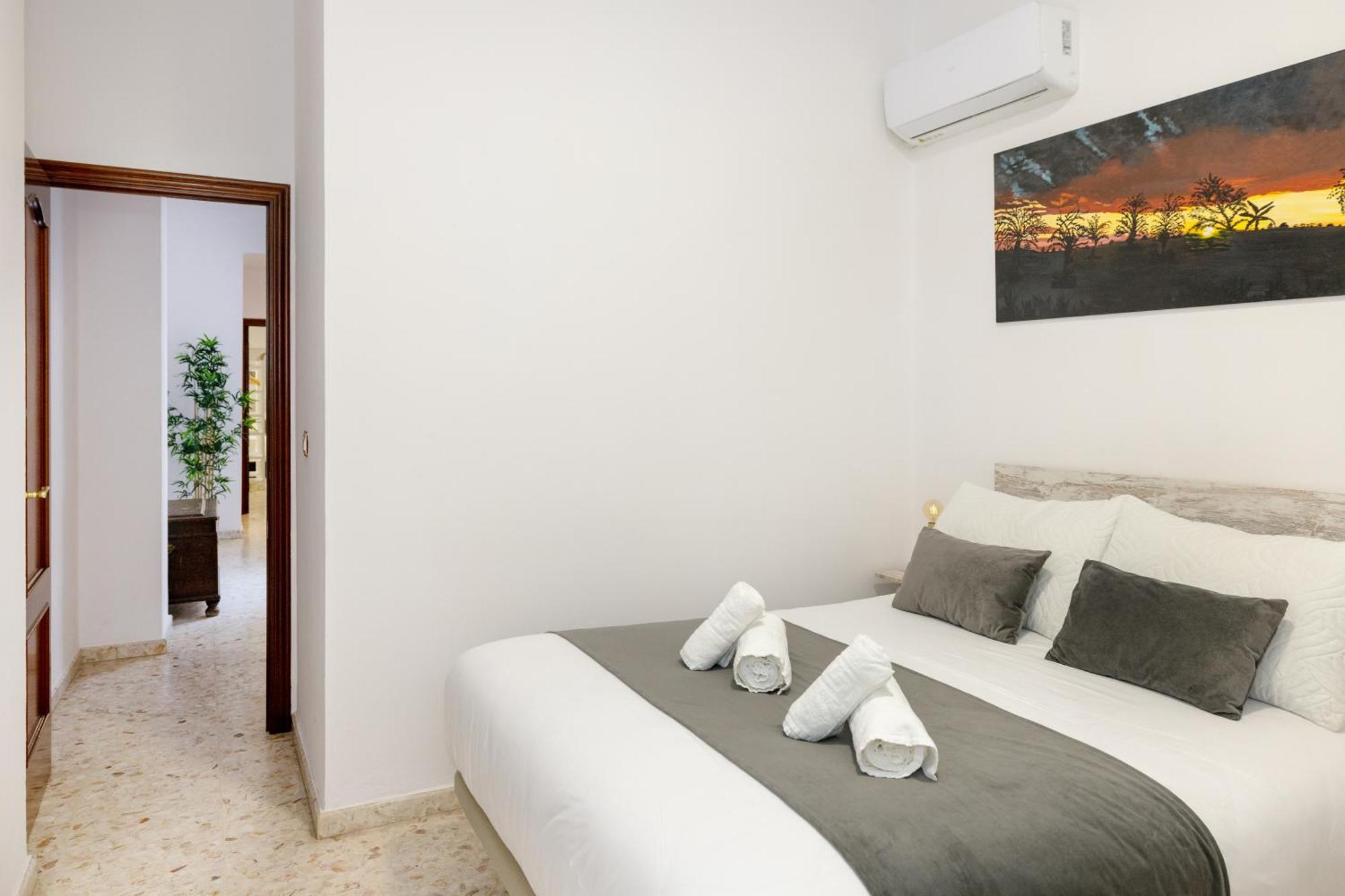 Apartamentos Trianasol Севілья Екстер'єр фото