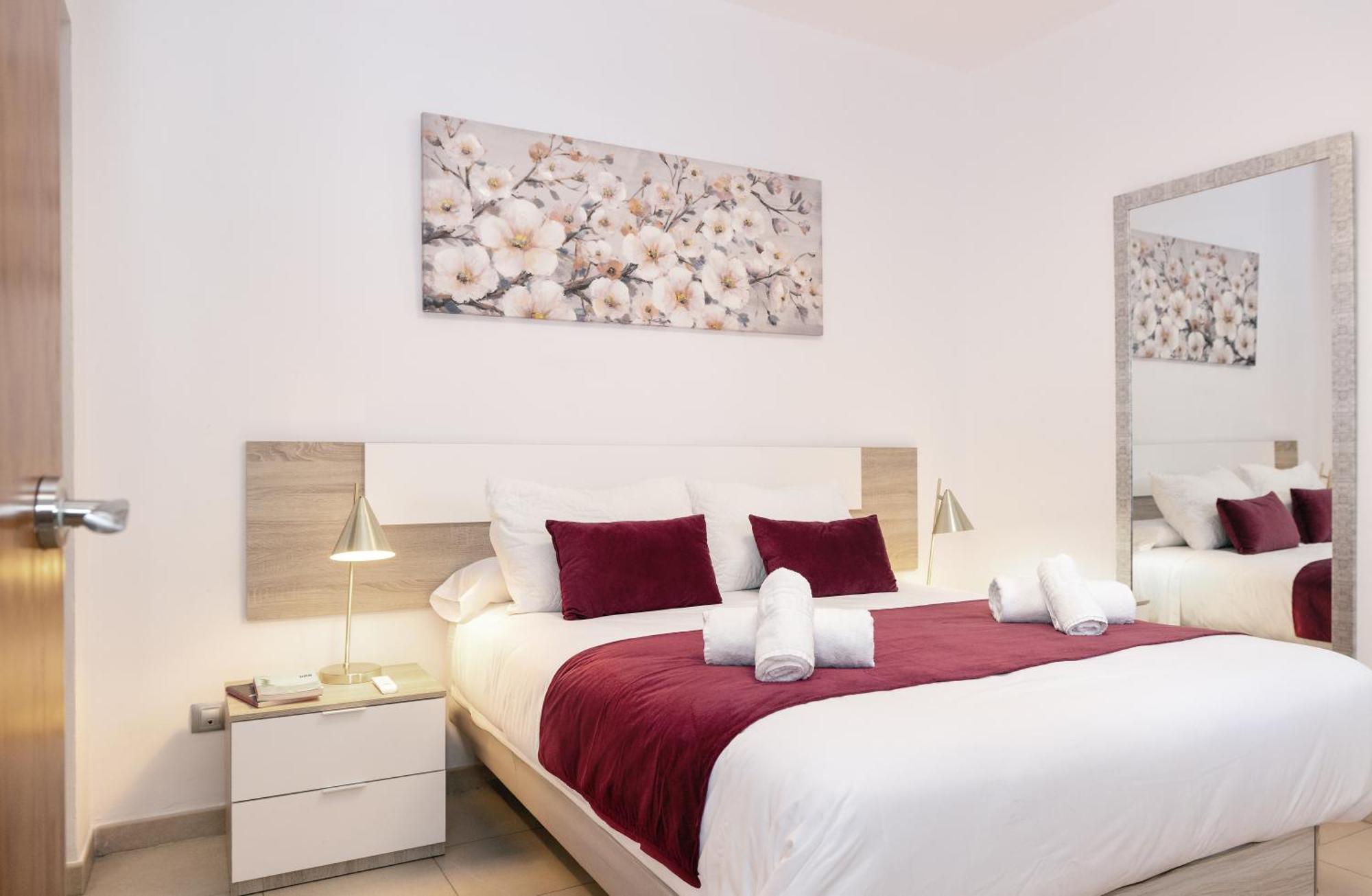 Apartamentos Trianasol Севілья Екстер'єр фото
