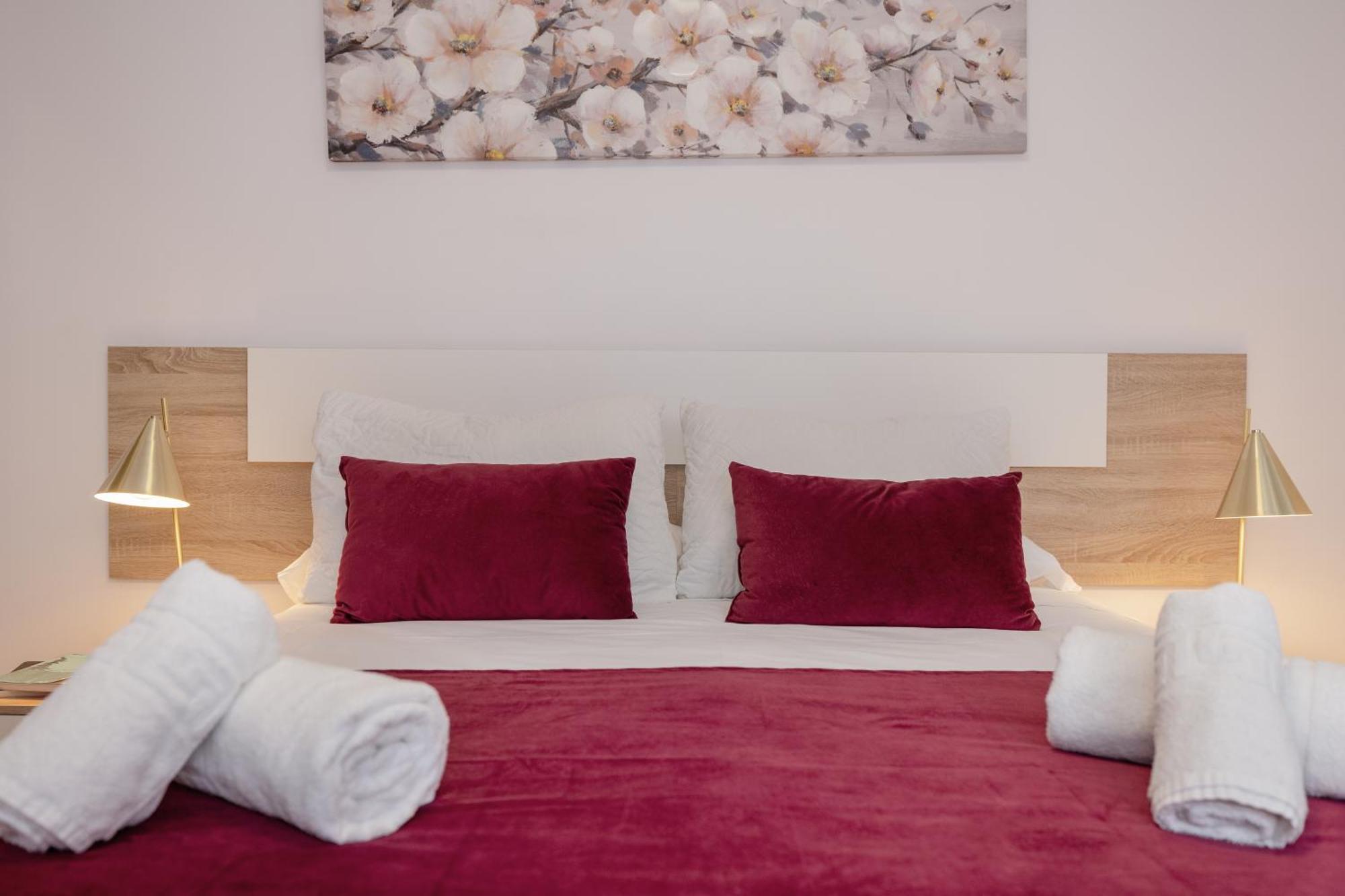 Apartamentos Trianasol Севілья Екстер'єр фото