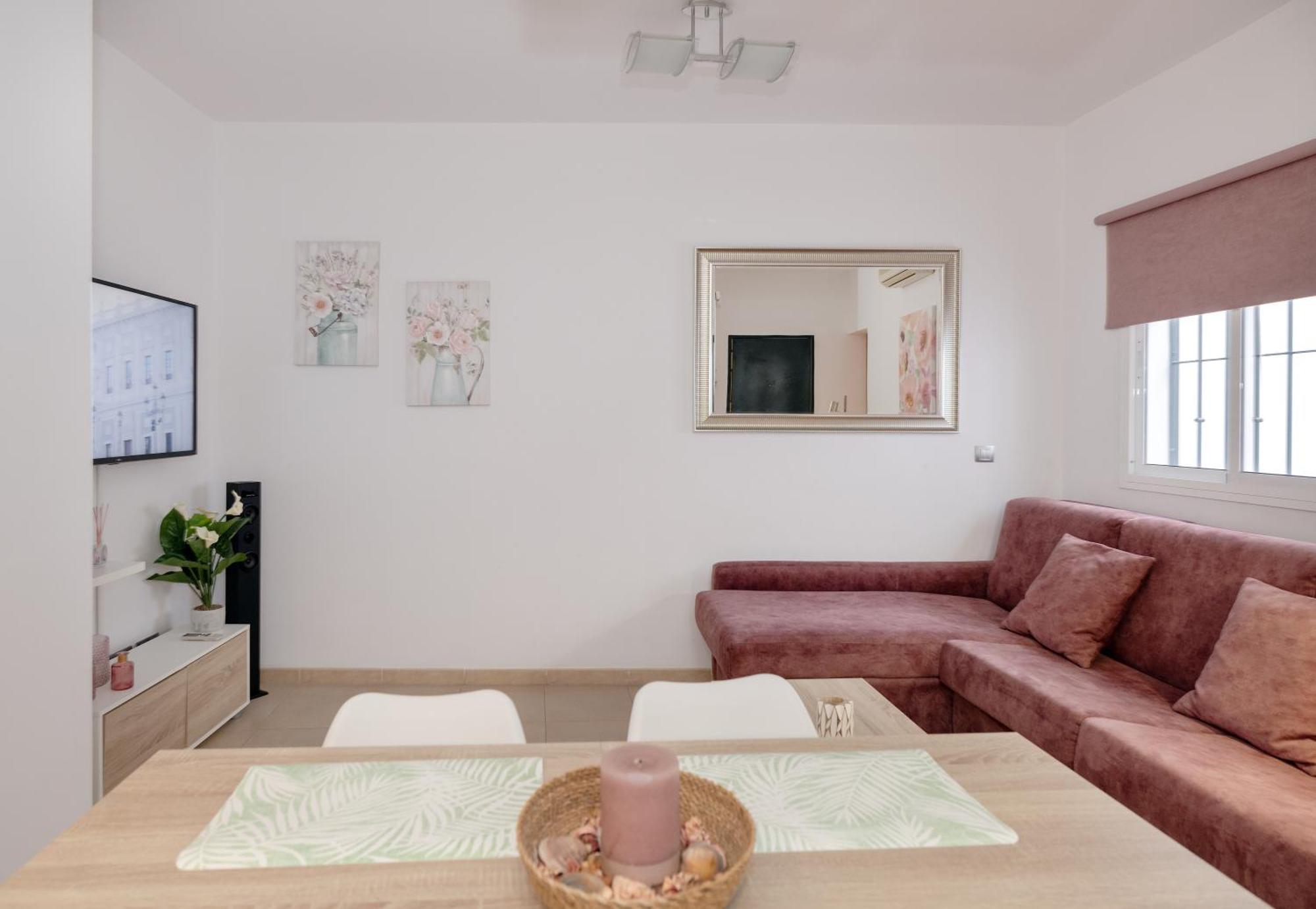 Apartamentos Trianasol Севілья Екстер'єр фото